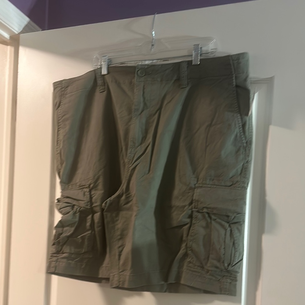 Old Navy Olive Cargo Shorts